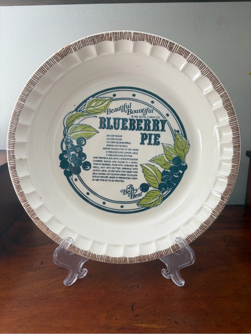 Vintage 1983 Royal China blueberry pie recipe plate
